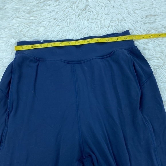 Lululemon Rejuvenate Crop *18" Blue - Picture 5 of 8